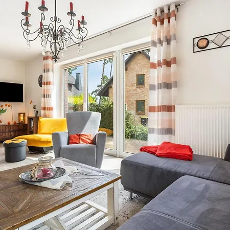 Haus 25 * Röbel